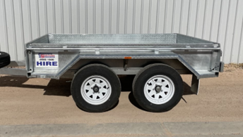 2.5 ton Trailer with electric brakes For Hire