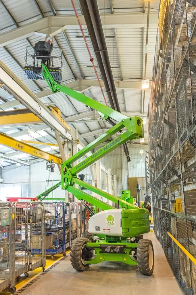 Nifty HR17 4x4 self-propelled Boom Lift 17.2 Working height