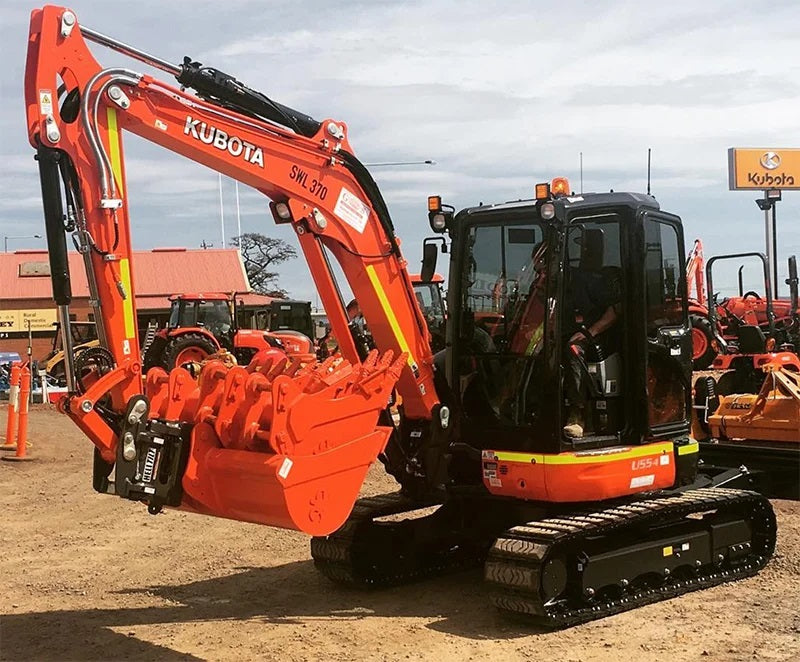 Kubota 5.5 ton Excavator For Hire